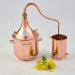 Alambic en Cuivre Artisanal Spécial pour Herbes, Plantes, Essences, Savons