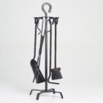 Ensemble de cheminée en fer forgé support et 4 outils