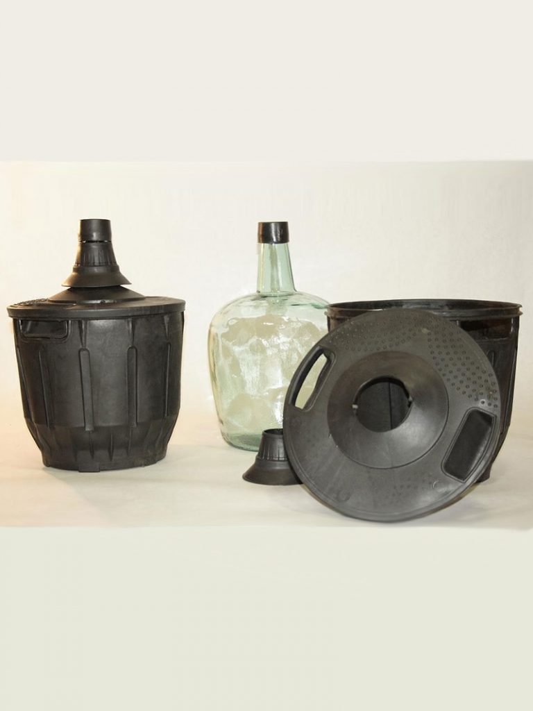 Garrafón cristal soplado funda negra boca estrecha 8 y 16 litros