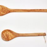 Écumoire en bois d'olivier de 2 tailles artisanal