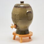 Vinaigrier en grès artisanal l’ancienne 4 l avec robinet en bois et support – vinaigre maison traditionnel