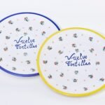 Retourne-tortilla en céramique artisanale de Talavera peinte à la main – 28 cm